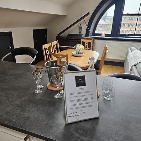 2 Bedroom City Centre Penthouse Loft Apartment Liverpool Bagian luar foto