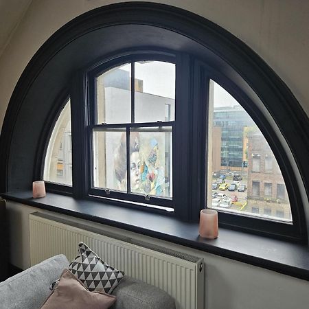 2 Bedroom City Centre Penthouse Loft Apartment Liverpool Bagian luar foto