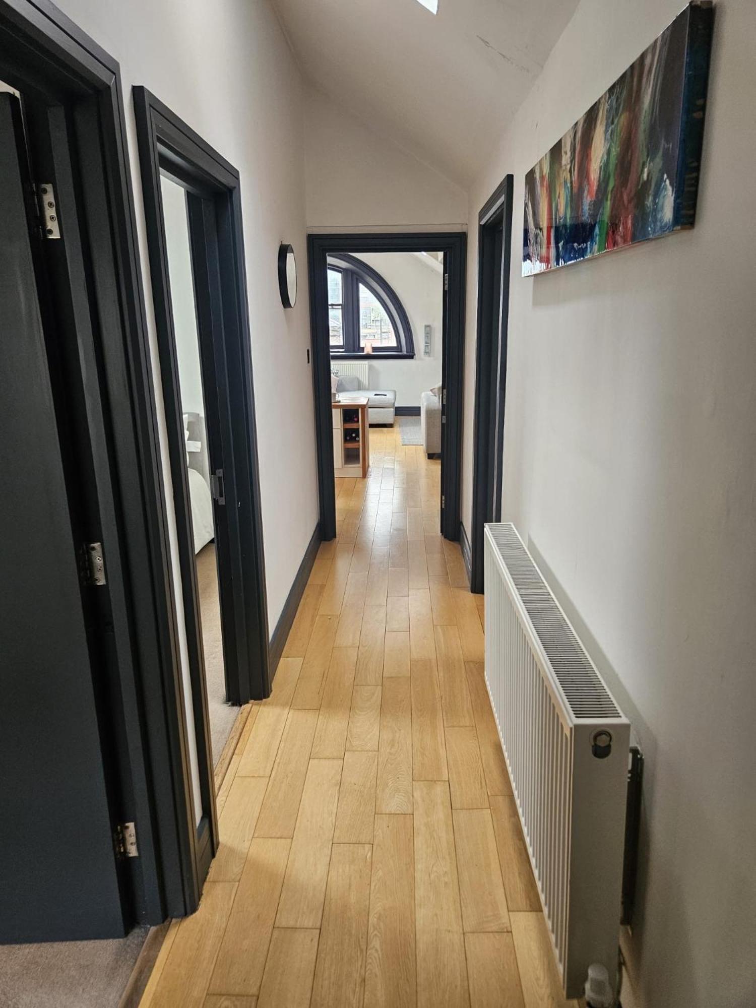 2 Bedroom City Centre Penthouse Loft Apartment Liverpool Bagian luar foto
